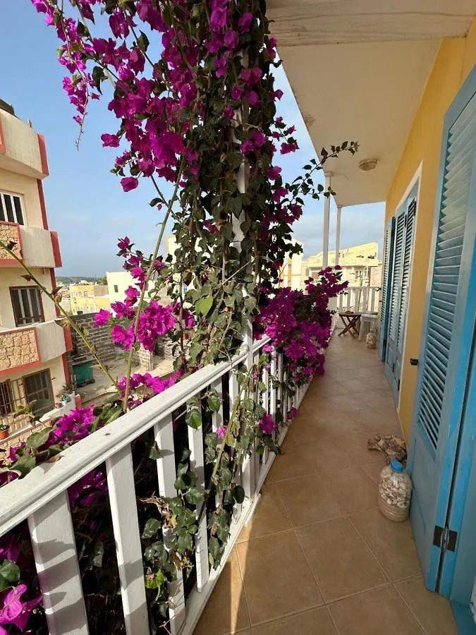 B&B Mi Ma Bo, Sal Rei, Boa Vista, Cape Verde, Free Wi-Fi Cape Verde