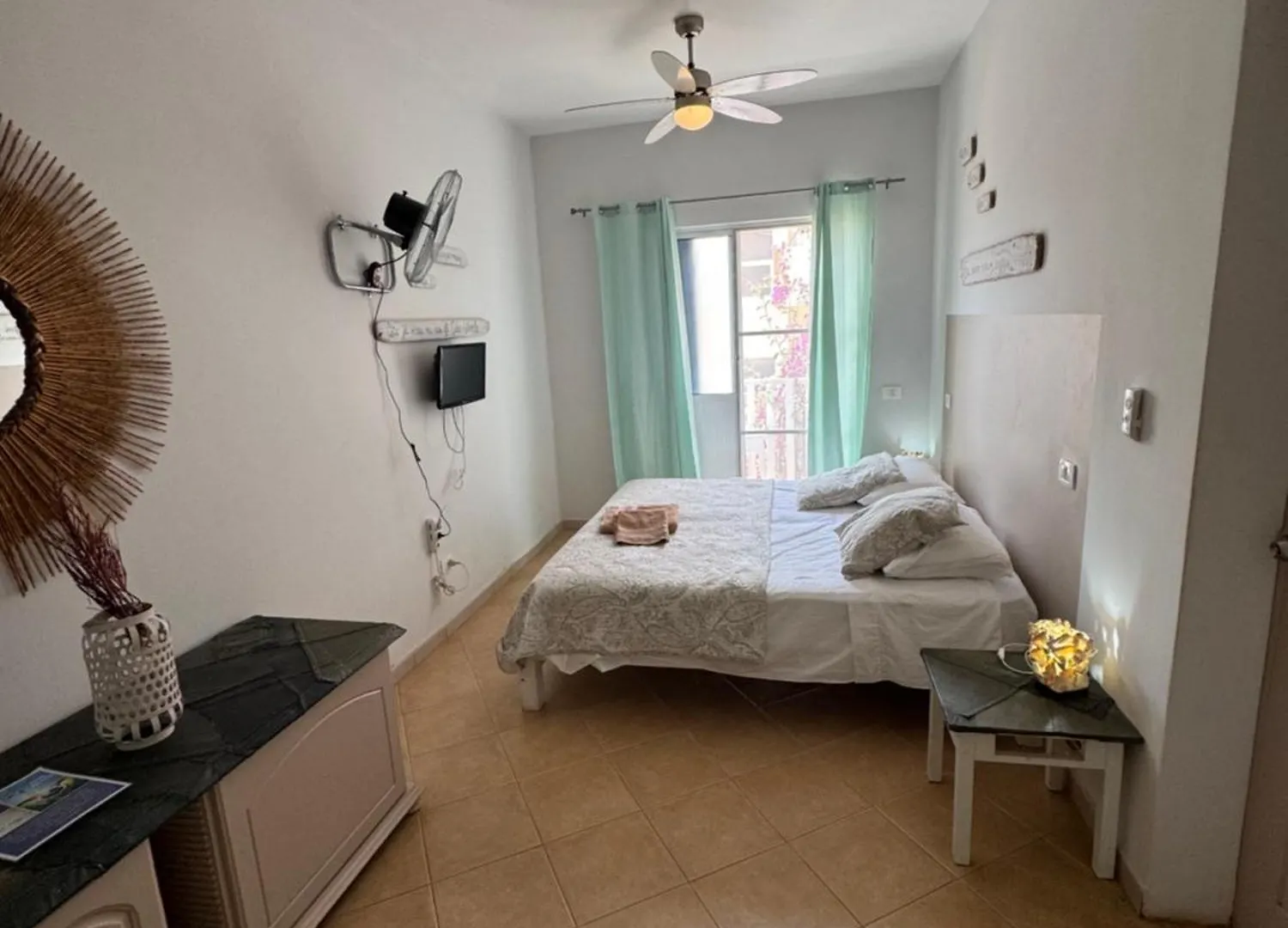B&B Mi Ma Bo, Sal Rei, Boa Vista, Cape Verde, Free Wi-Fi 0*,